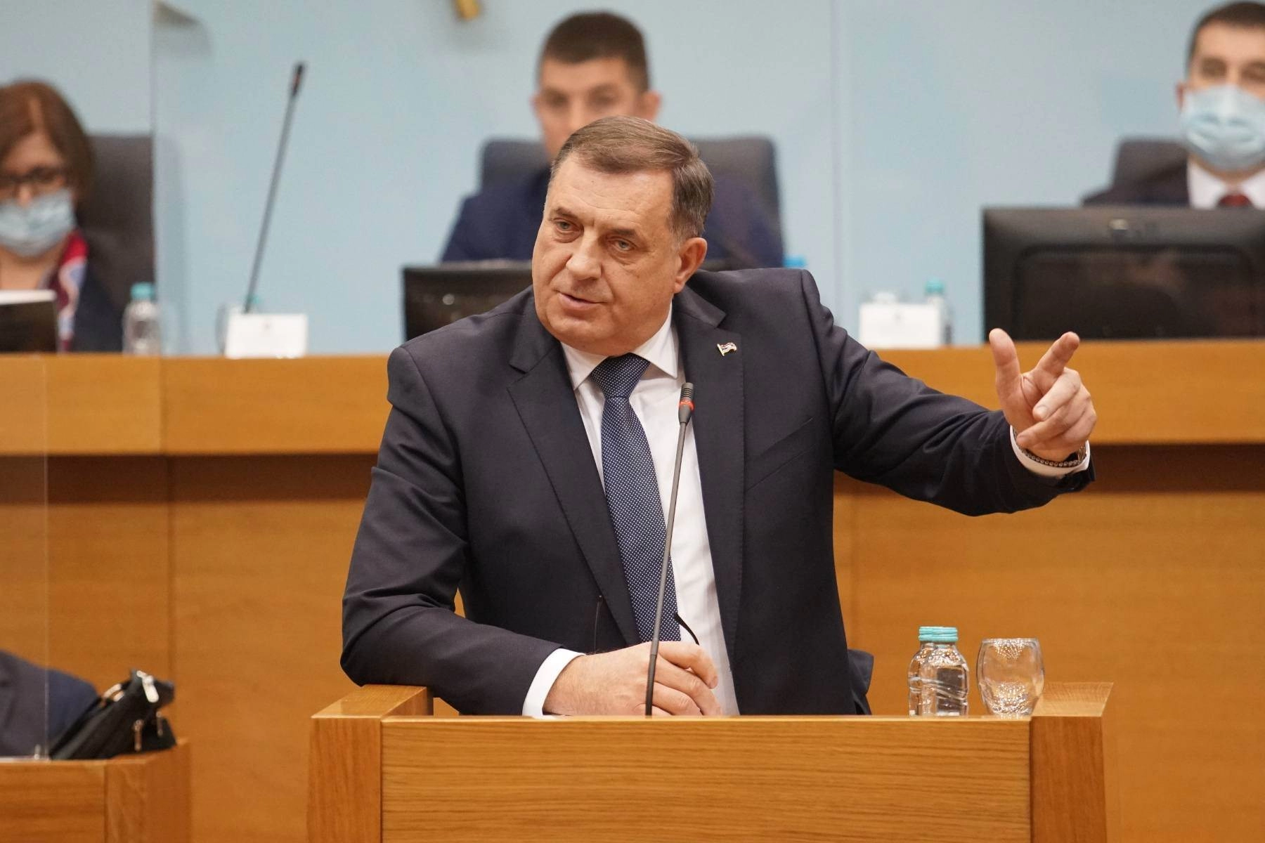 EU parlamentarci pozivaju na uvođenje sankcija protiv Dodika